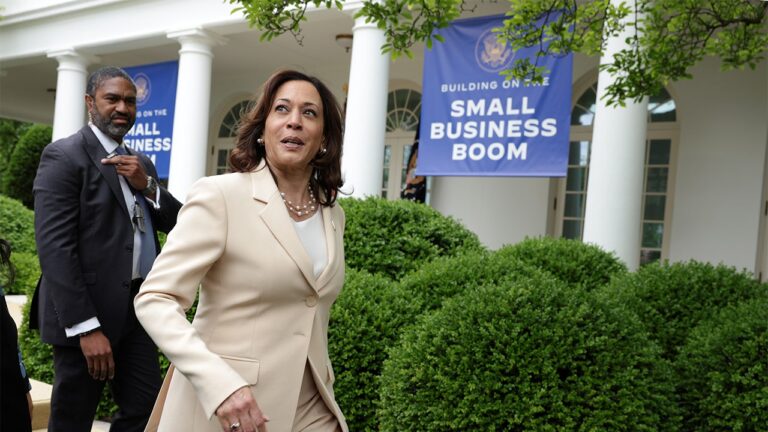 kamala harris white house small business event