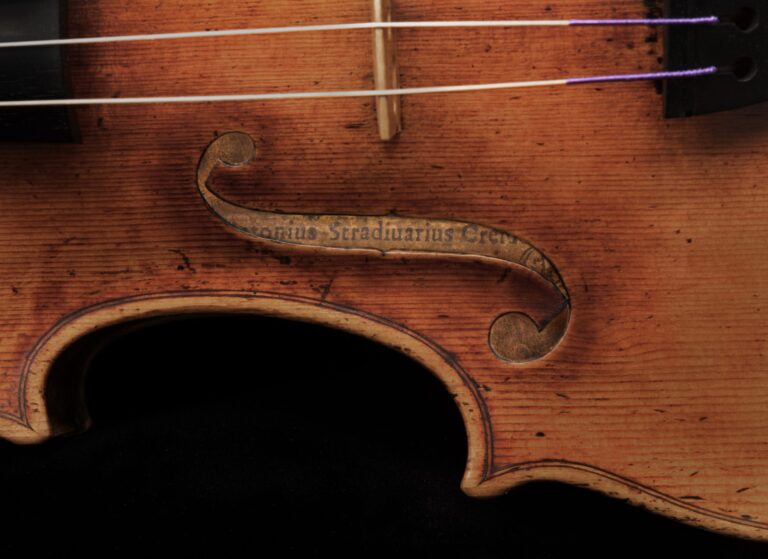 Joachim Ma Stradivarius 12 scaled